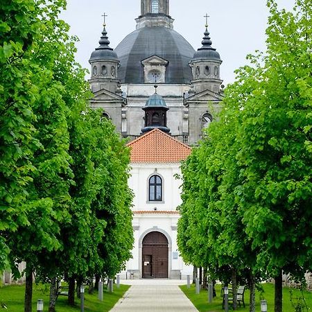 Monte Pacis In Pazaislis Hotel Kaunas Exterior photo