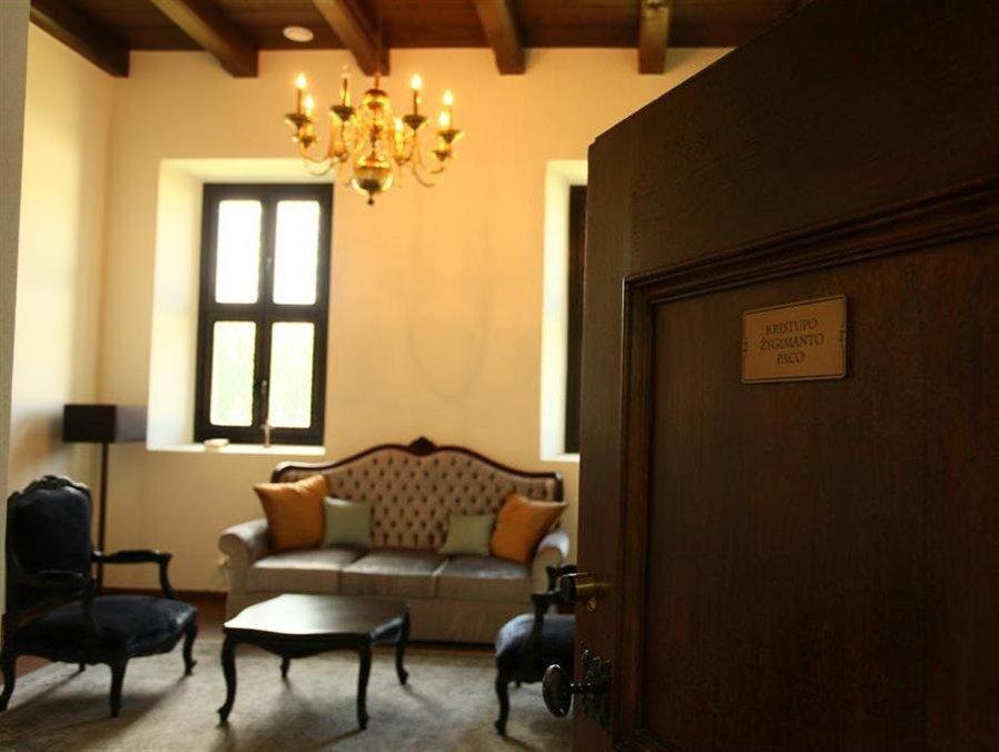 Monte Pacis In Pazaislis Hotel Kaunas Exterior photo